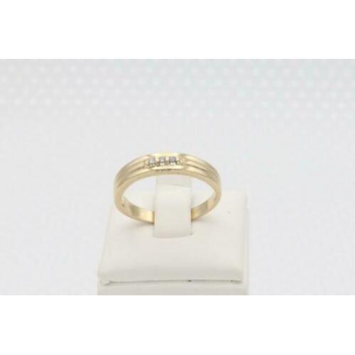 14 Karaat. Gouden ring met diamanten.Maat:17.2. Nr:2020/133.