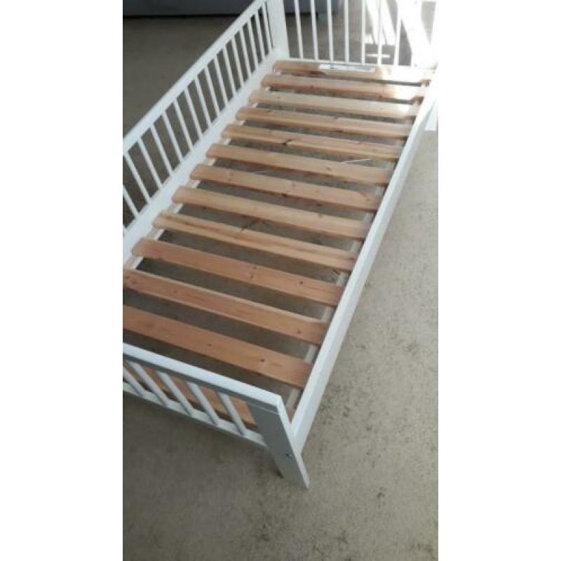 Ikea Peuterbed, juniorbed 70x160, wit met matras Vissa