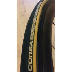 FFWD F6R tubewielset met DT350-naaf, ready to race!