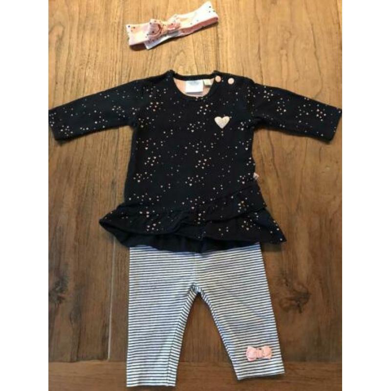 Allerlei babykleding meisje maat 56