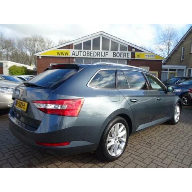 Skoda Superb Combi 1.6 TDI 120pk Automaat Amb. Bns NAvi, Pdc