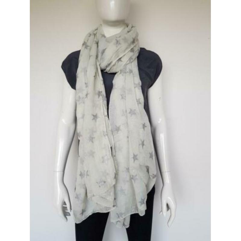 Shawl Black Lily. Mintgroen/zilveren sterretjes.