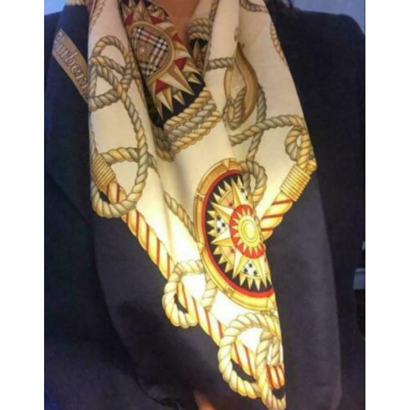 Echt Burberry zijde sjaal carre silk designer