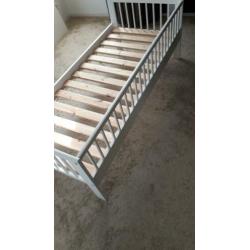 Ikea Peuterbed, juniorbed 70x160, wit met matras Vissa