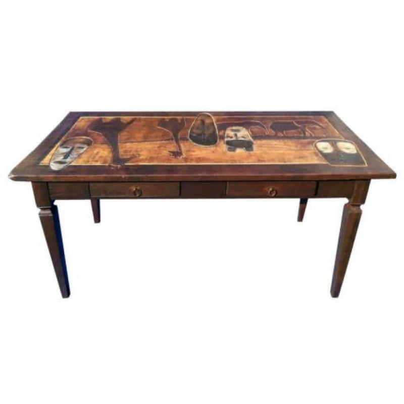 Eettafel en kunstwerk
