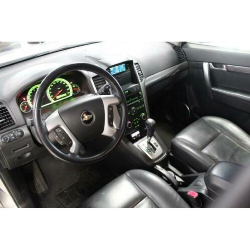 Chevrolet Captiva 3.2i Executive AUTOMAAT 2000 KG trekgewich