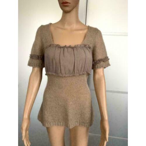D989 Nieuw GIOVANE: maat L=42/44 beige mohair top truitje