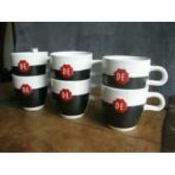 Douwe Egberts 6 grote cappuccino rood zegel krijtmokken