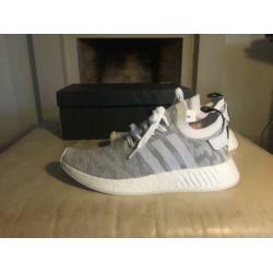 NIEUW Adidas NMD R2 Boost schoenen maat 42