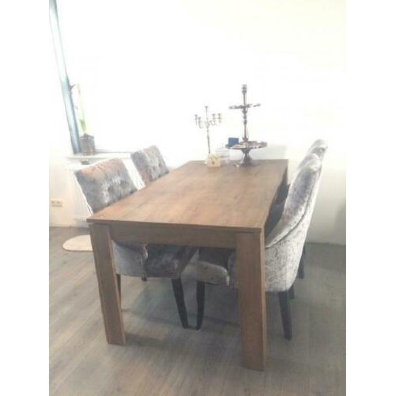Eetafel 160 cm lang