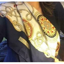 Echt Burberry zijde sjaal carre silk designer