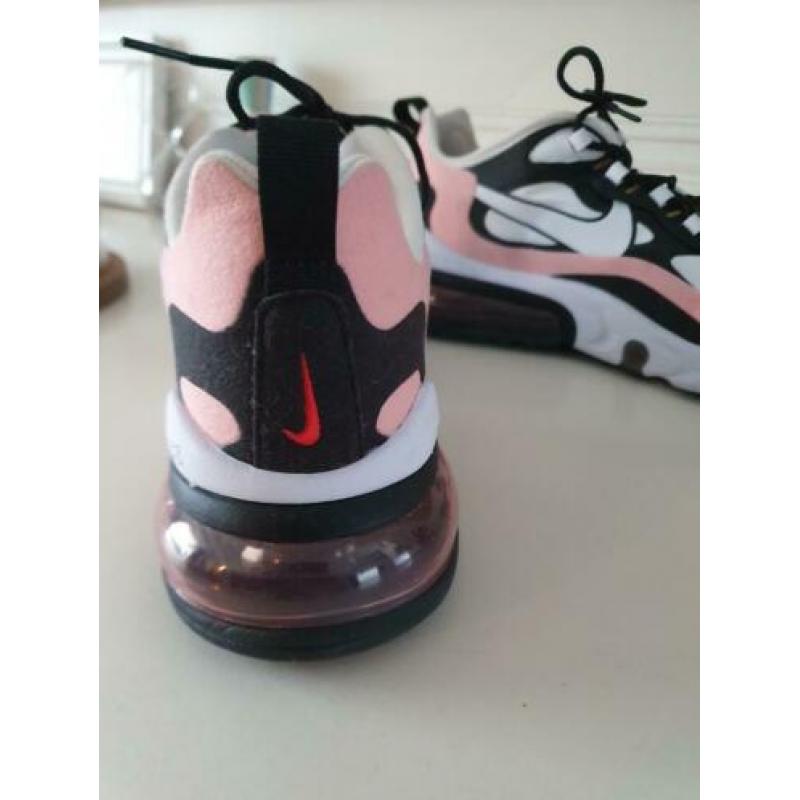 Nike air 270 react koral rose maat 42