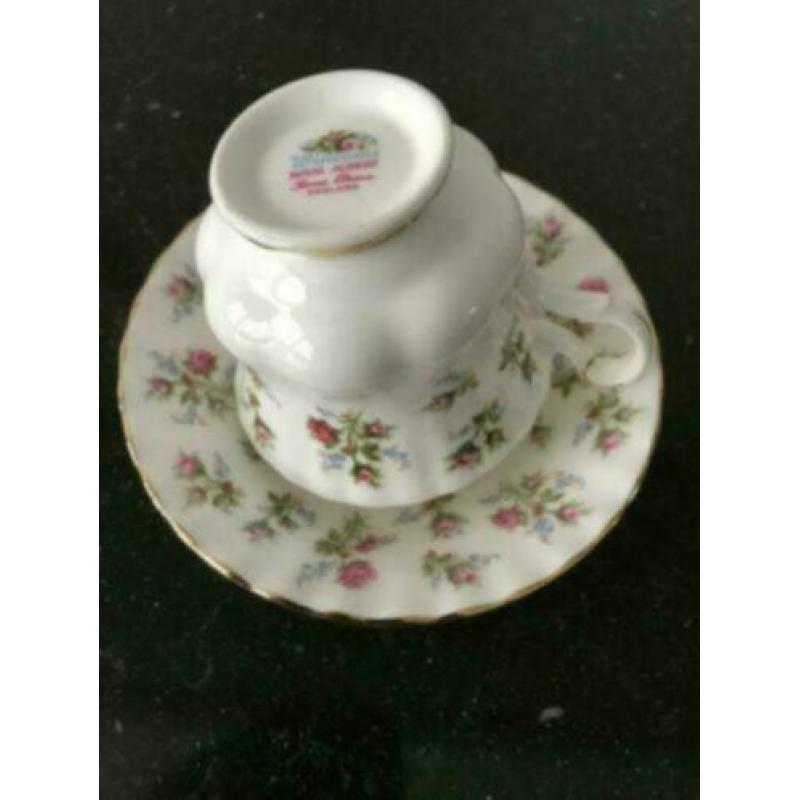 ROYAL ALBERT kop en schotel - groot - WINSOME