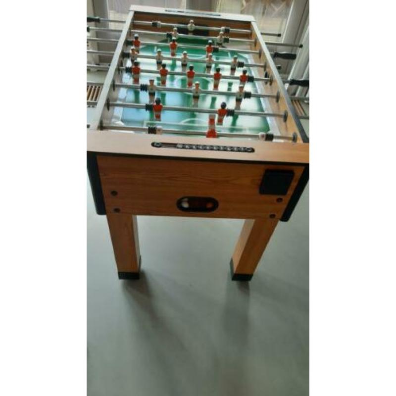 Mooie stevige voetbaltafel
