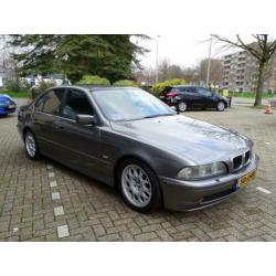 Bmw 5-SERIE 530D LIFE STYLE EDITION
