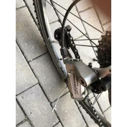 Giant maat XL hybride sportfiets, Deore groep, verende vork