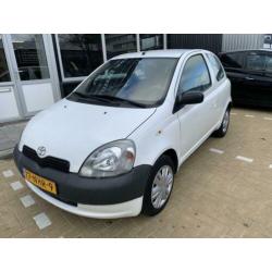 Toyota Yaris 1.0-16V VVT-i (bj 2002)