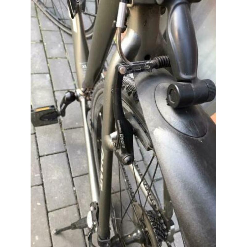 Giant maat XL hybride sportfiets, Deore groep, verende vork