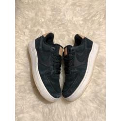 Nike Air Force 1 Black/Cream maat 38 sneaker dames