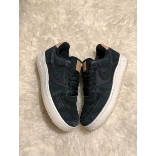 Nike Air Force 1 Black/Cream maat 38 sneaker dames