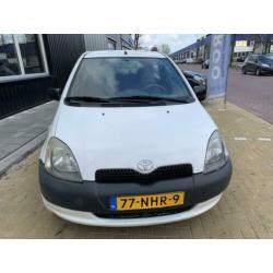 Toyota Yaris 1.0-16V VVT-i (bj 2002)