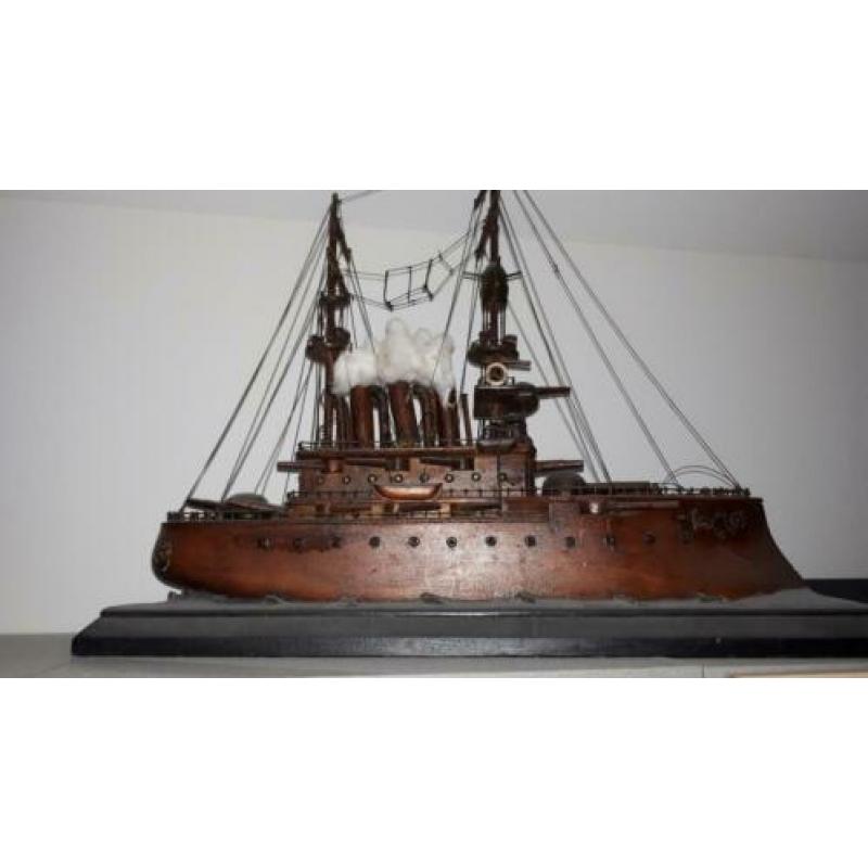 Houten boot uit jaren 40-45