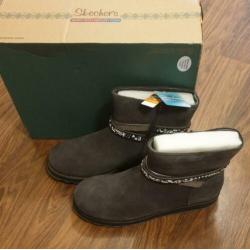 Skechers laarzen mt 40, warm tech memory foam, 55% korting
