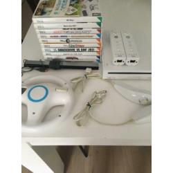 Te koop Nintendo wij met 11 spellen en toebehoren