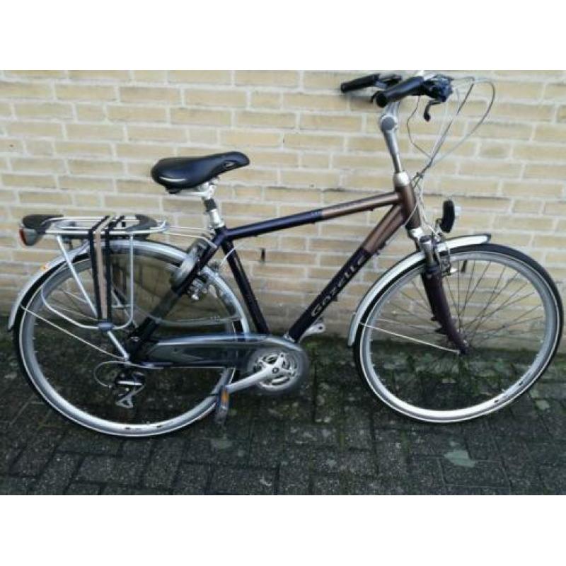 Bijna nieuwe sportieve gazelle arosa goldline tourfiets 49cm