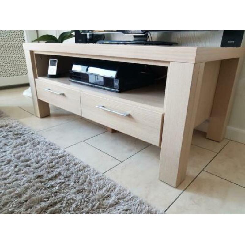 L bankstel Dressoir salontafel tv meubel eettafel 4 stoelen