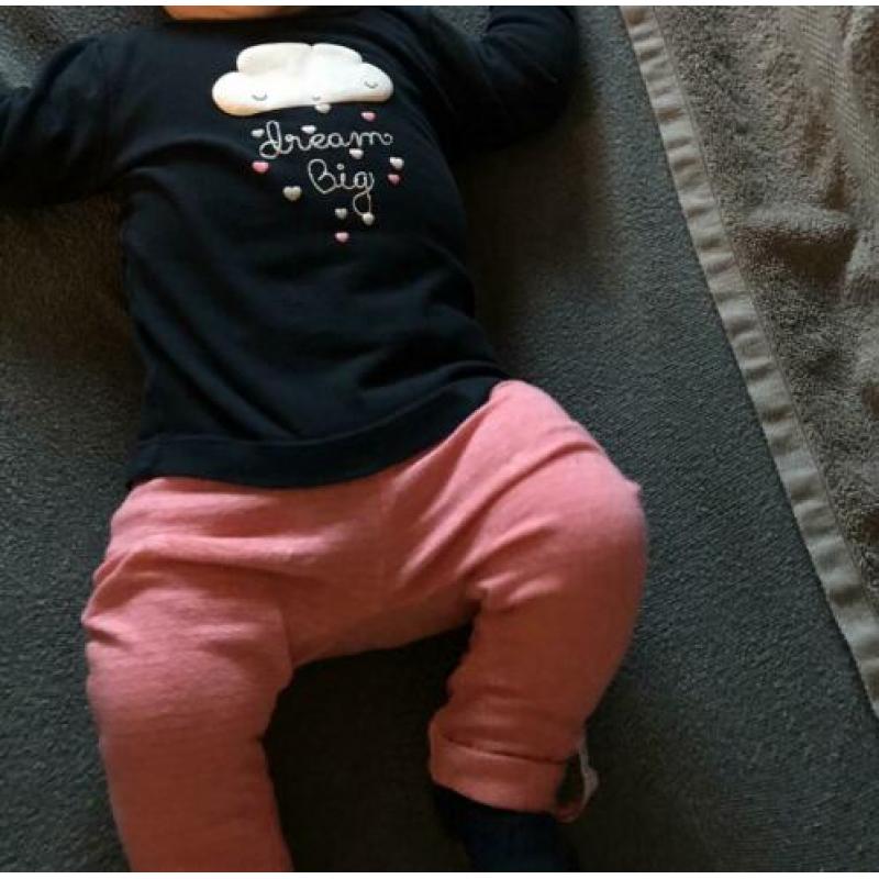 Allerlei babykleding meisje maat 56