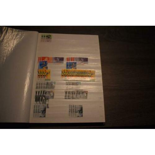 2) stockboek postzegels nederland postfris en gestempeld