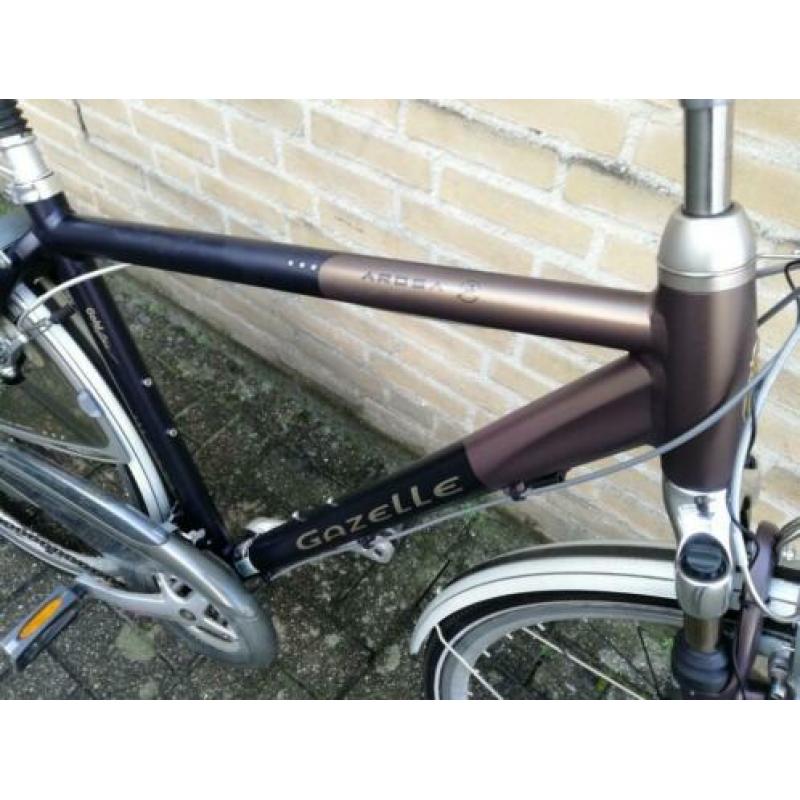 Bijna nieuwe sportieve gazelle arosa goldline tourfiets 49cm