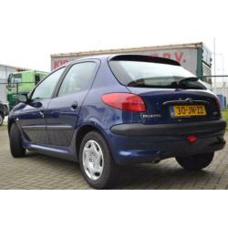 Peugeot 206 1.4 XR 5DRS|INRUILKOOPJE|NETTE AUTO