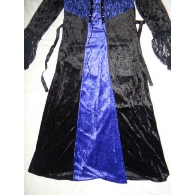 Mooie zwart/paarse HEKSEN/VAMPIER/GOTHIC jurk