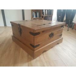 Grenen salontafel/kist