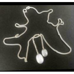 Zilveren ketting met MELKGAS hangertjes