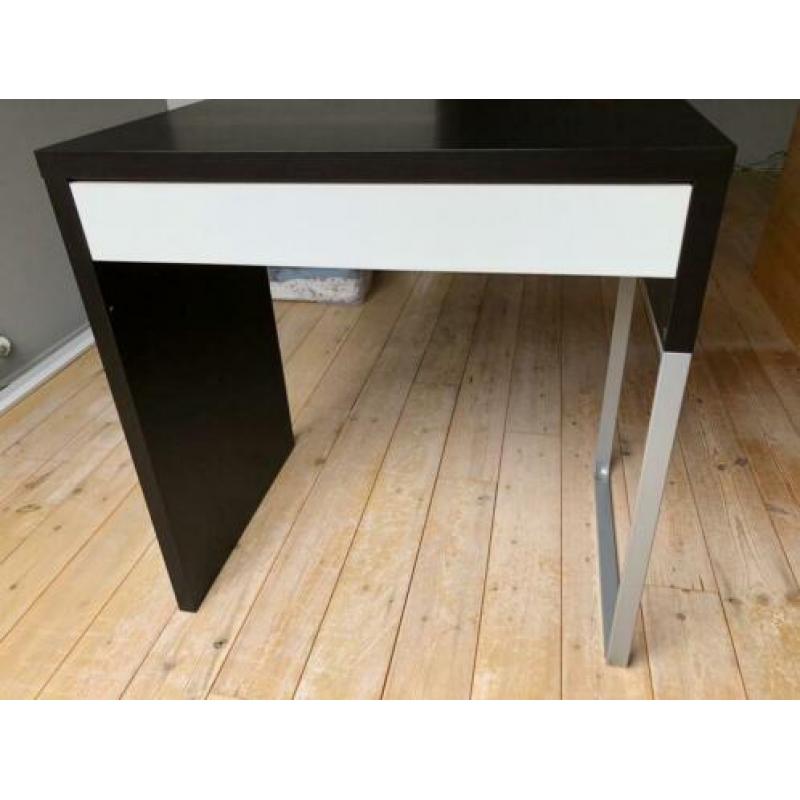 Compacte bureau tafel