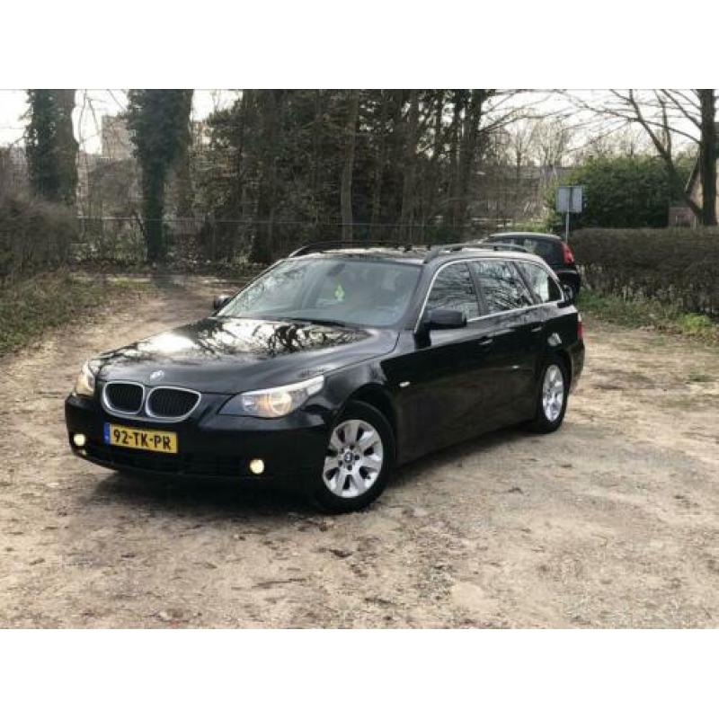BMW 5-Serie 2.0 520D Touring AUT 2006 Zwart Bruin Leer Pdc !