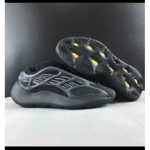 Adidas Yeezy 700 v3 alvah black glow in the dark