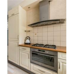 Nette hoekkeuken, tweede hands in goede conditie