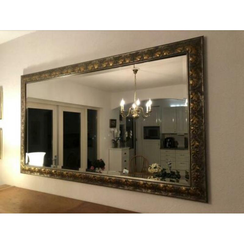 Blank eiken dressoir, spiegel, eethoek, salontafel