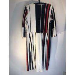 Crème de la crème jurk in blauw/wit/rood/roze maat M
