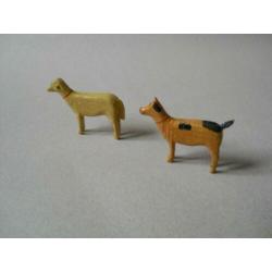 Vijf antieke houten dieren uit het Ertsgebergte rond 1930
