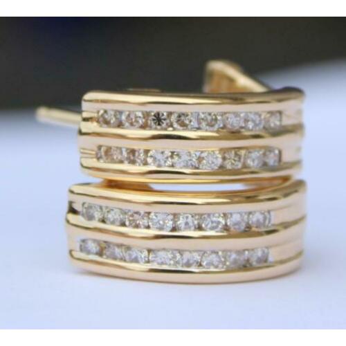 14 kt gouden oorbellen 0.40 ct diamanten briljanten