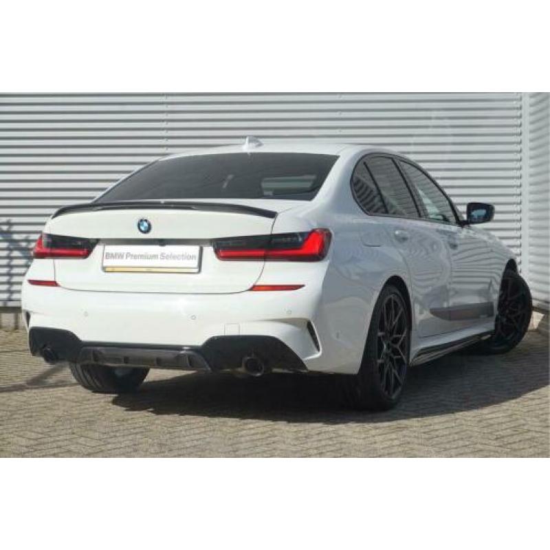 BMW 3 Serie 330i Sedan Aut. High Executive M Performance Pac