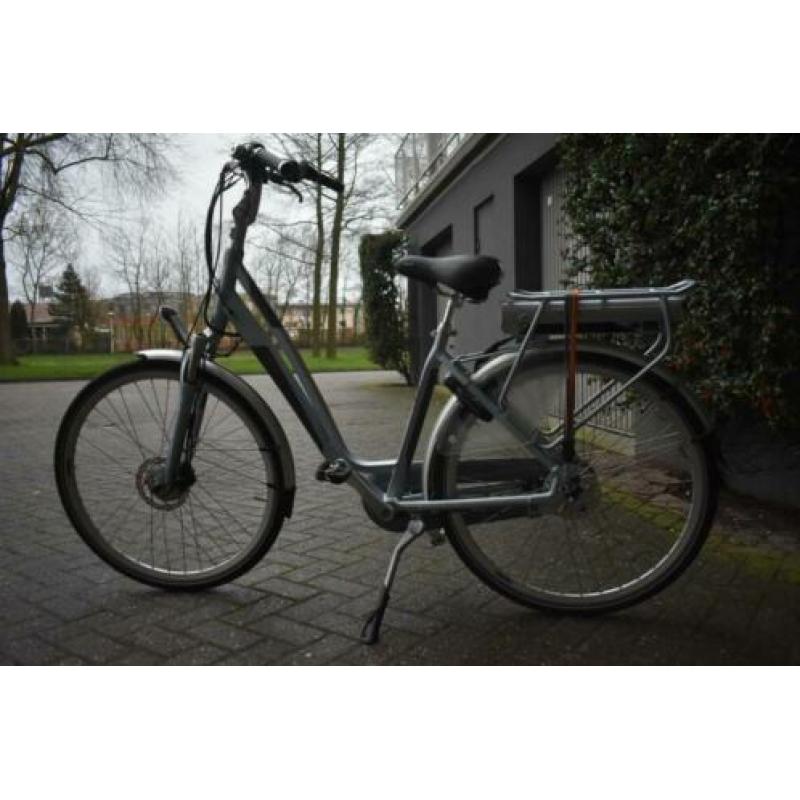 Amslod Carlton 48 en Hamilton 50 NIEUW STAAT!!