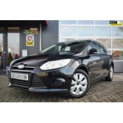 Ford Focus 1.0 EcoBoost Trend Airco/Navi/PDC/5-deurs