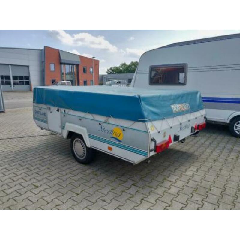 Sterling Portland USA vouwcaravan 6 persoons met voortent.