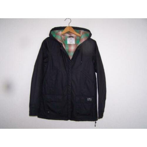 Nike winterjas Maat S. ( met warme voering)
